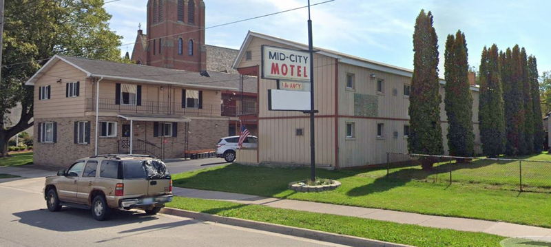 Mid-City Motel - 2019 Street View (newer photo)